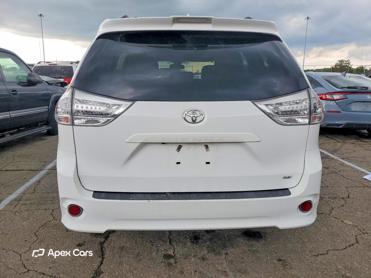 Toyota Sienna 2018