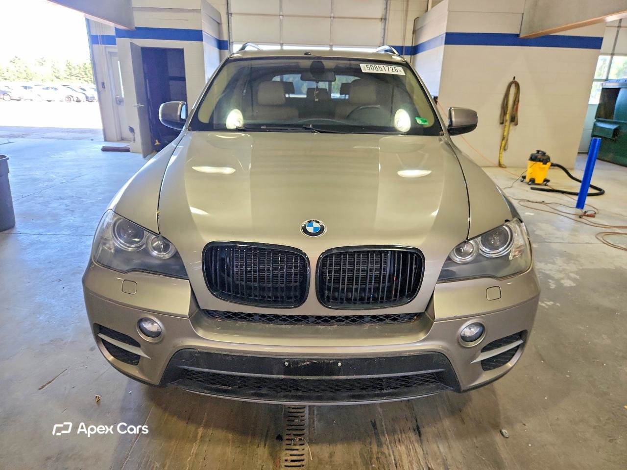 BMW X5 2011