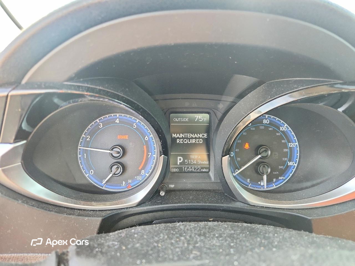 Toyota Corolla 2015