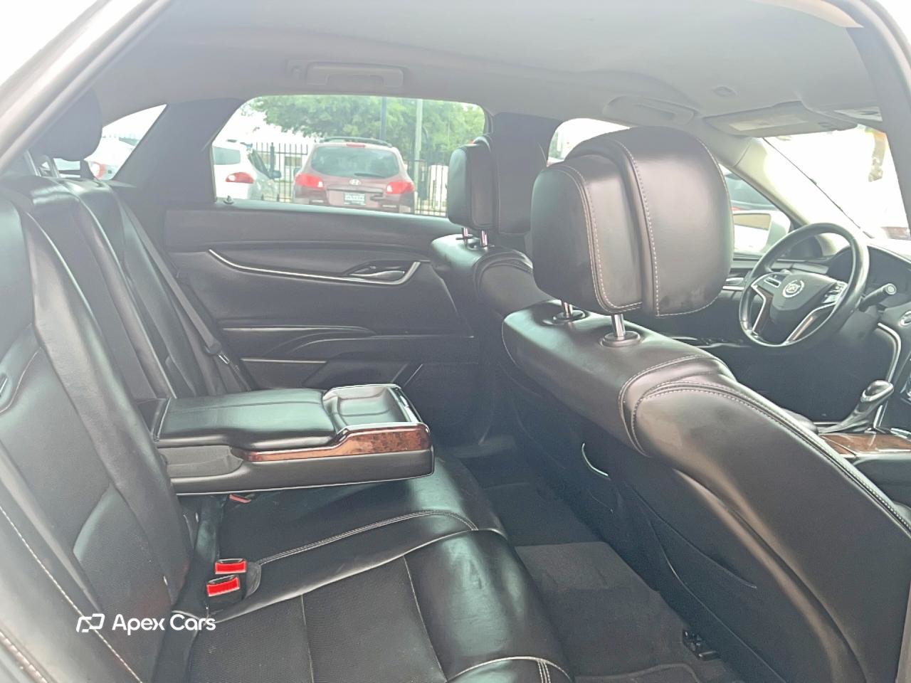 Cadillac XTS 2014