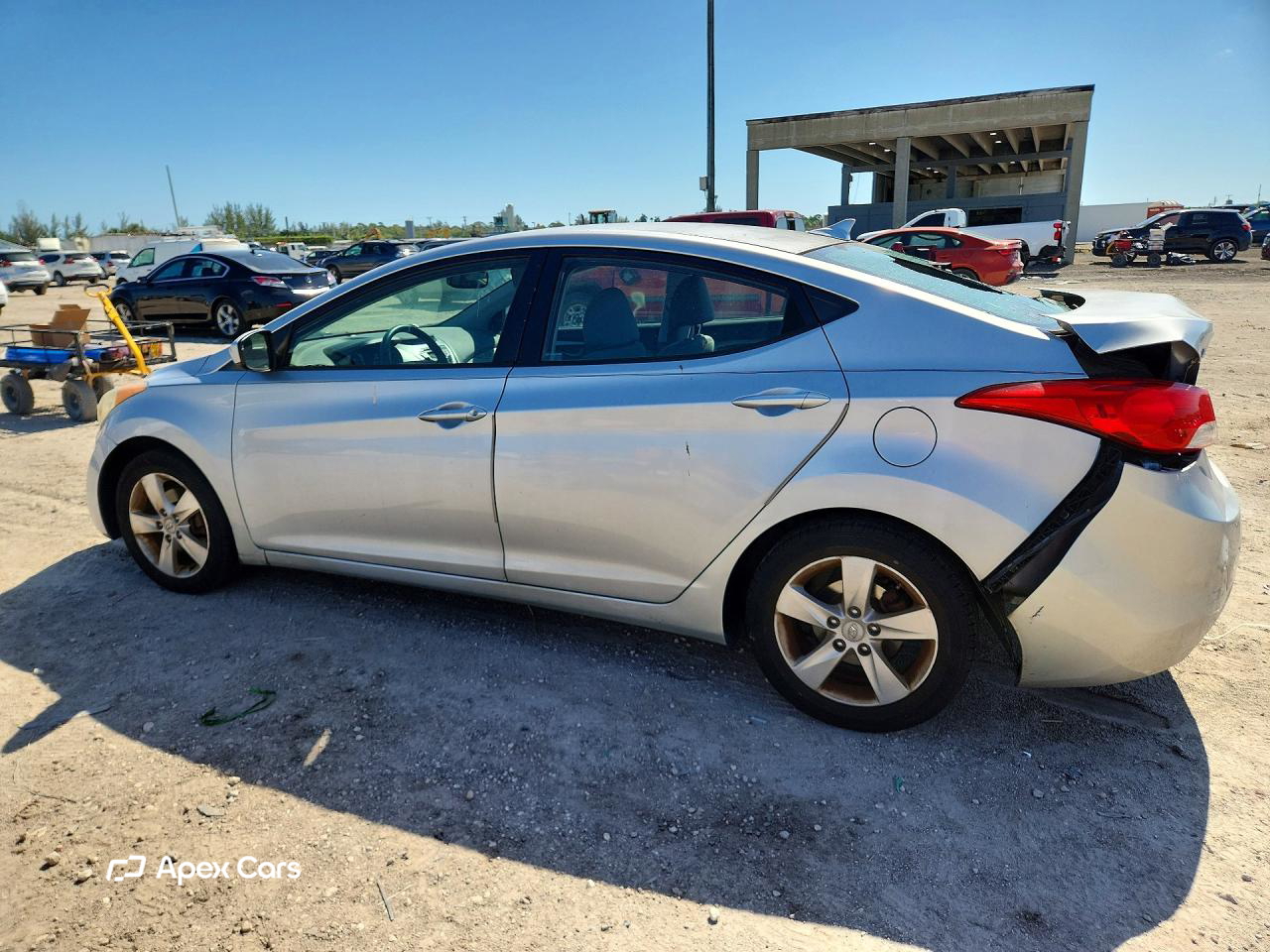 Hyundai Elantra 2012