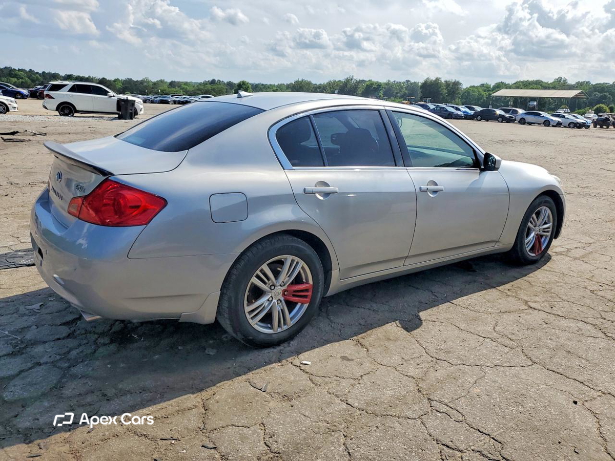 Infiniti G 2013