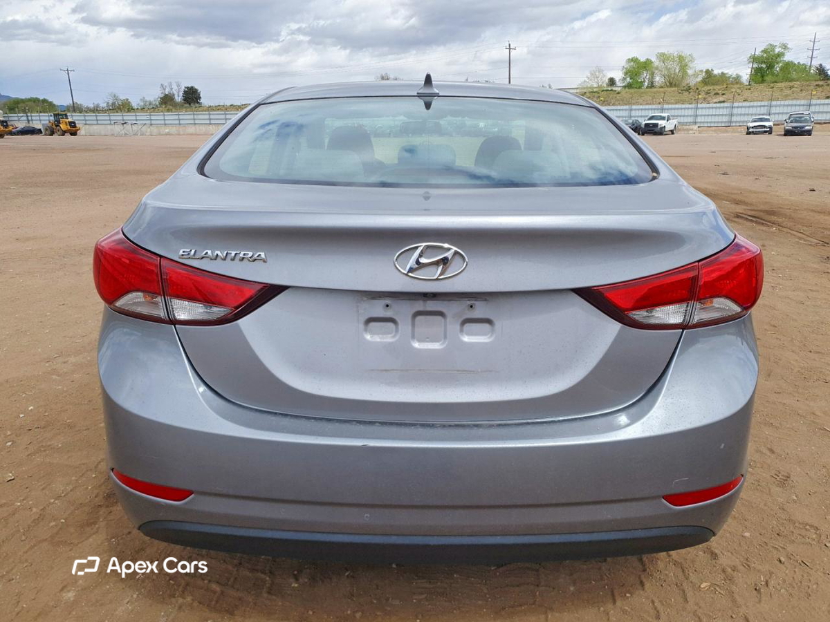 Hyundai Elantra 2014