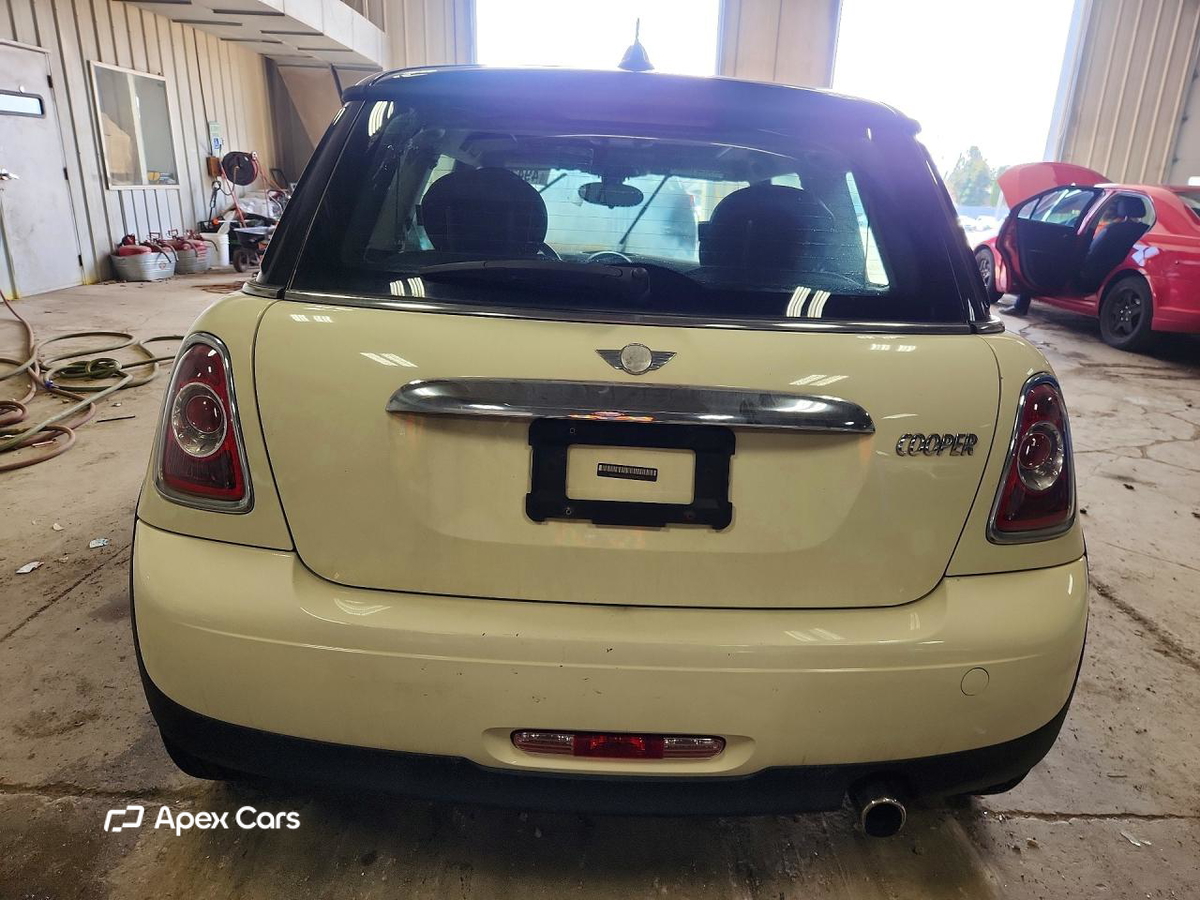 MINI Cooper 2013