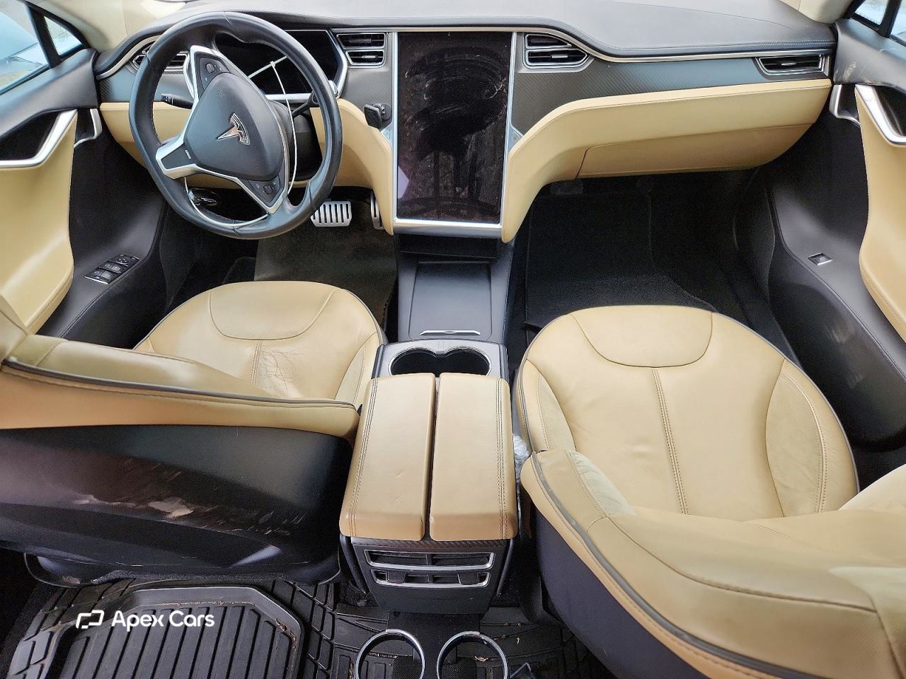 Tesla Model S 2013