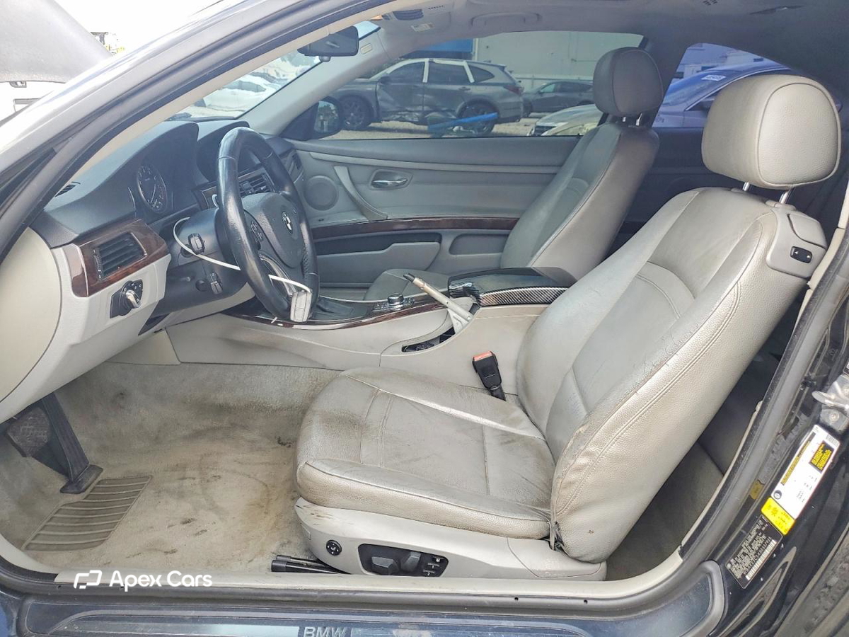 BMW Series 3 2011