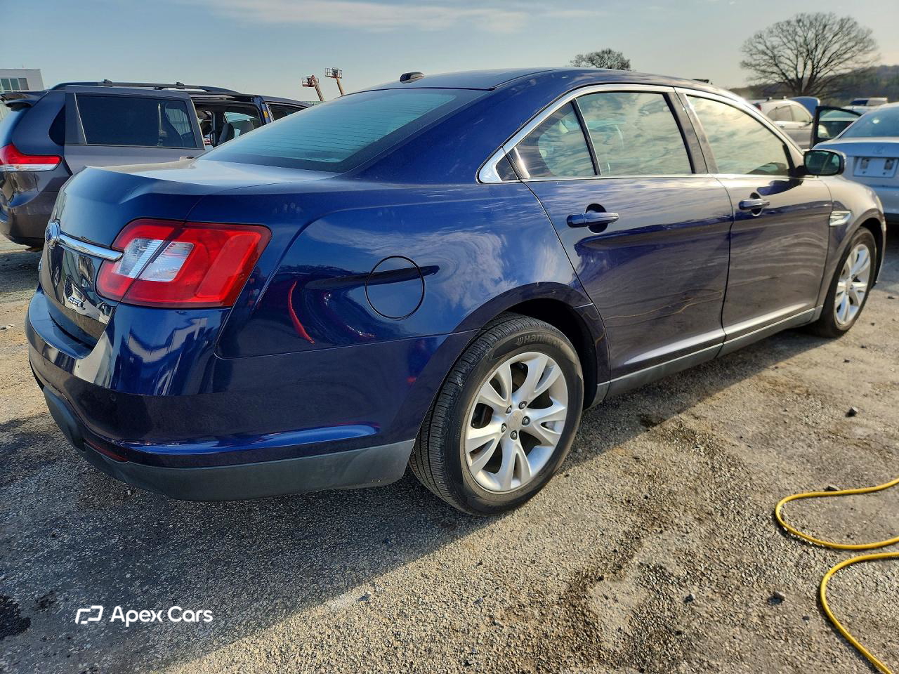 Ford Taurus 2011