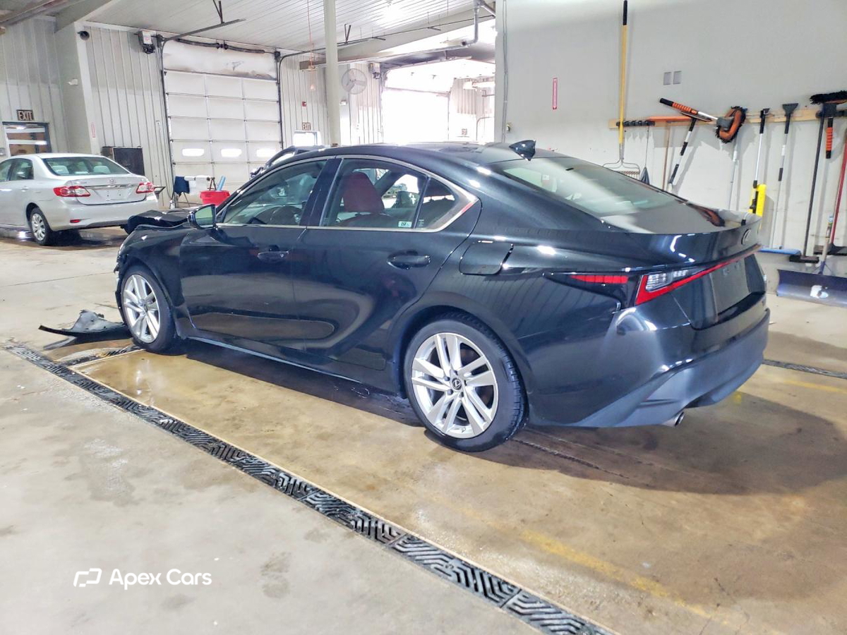 Lexus IS 2021