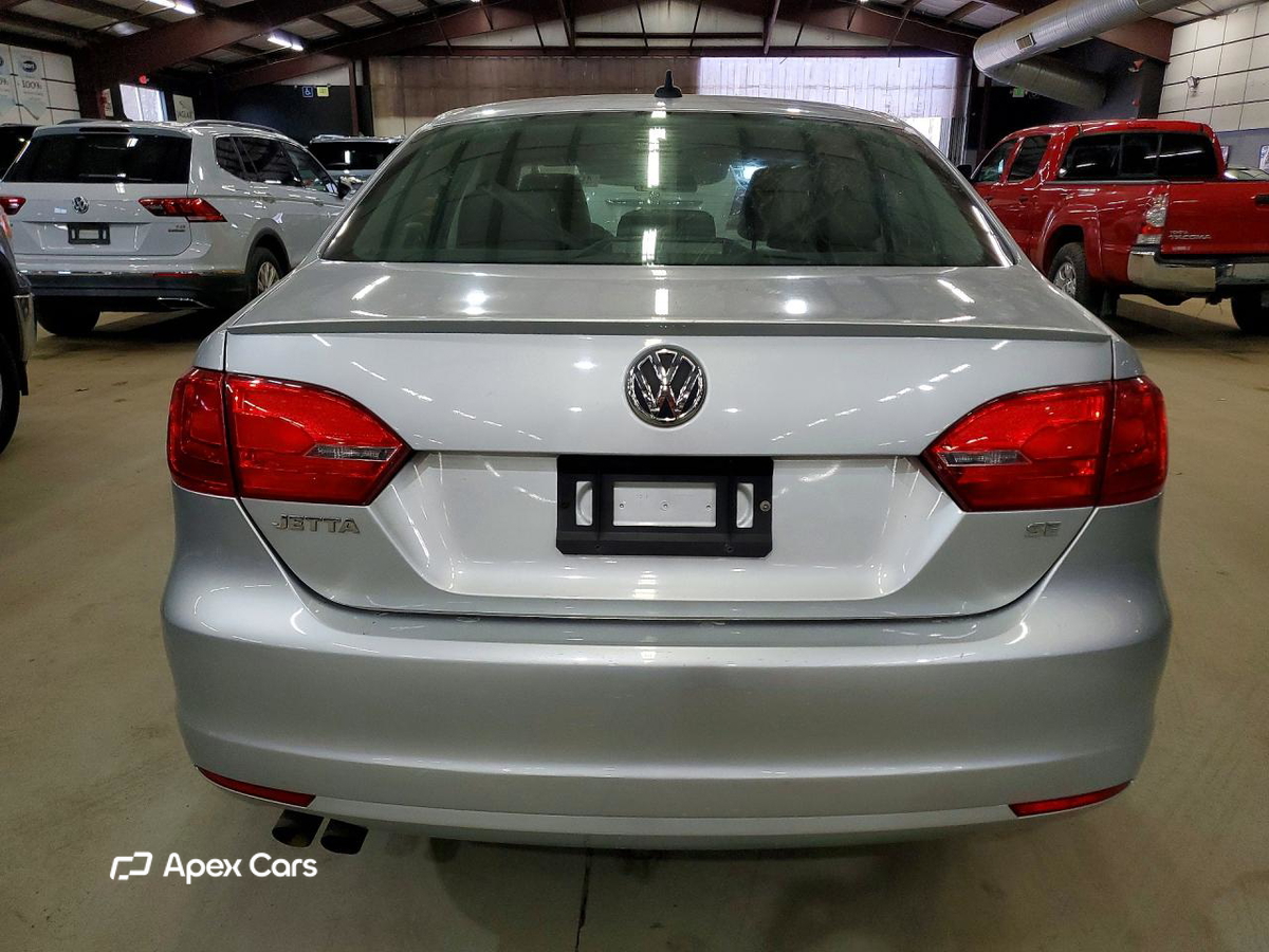 Volkswagen Jetta 2014