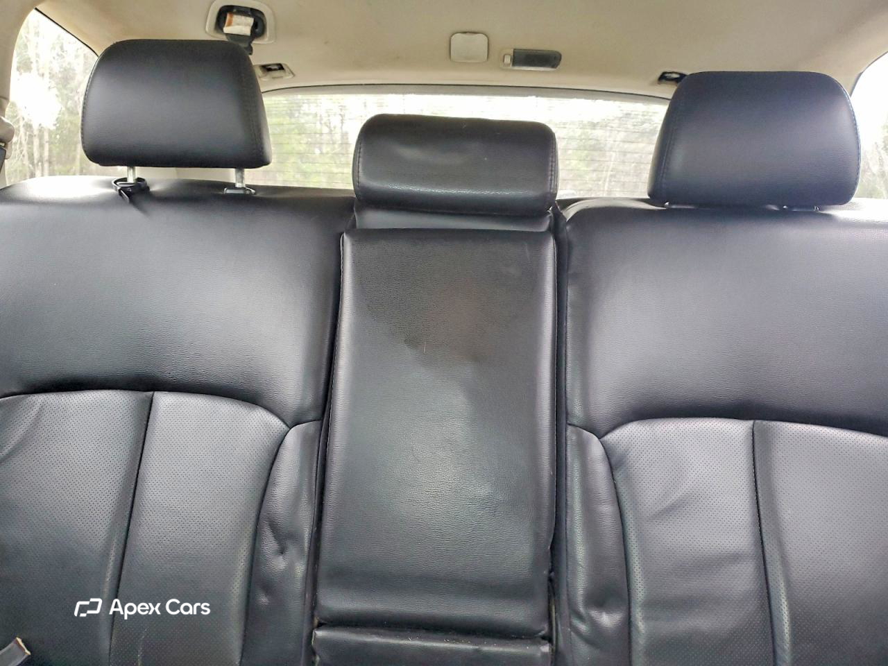 Subaru Outback 2011