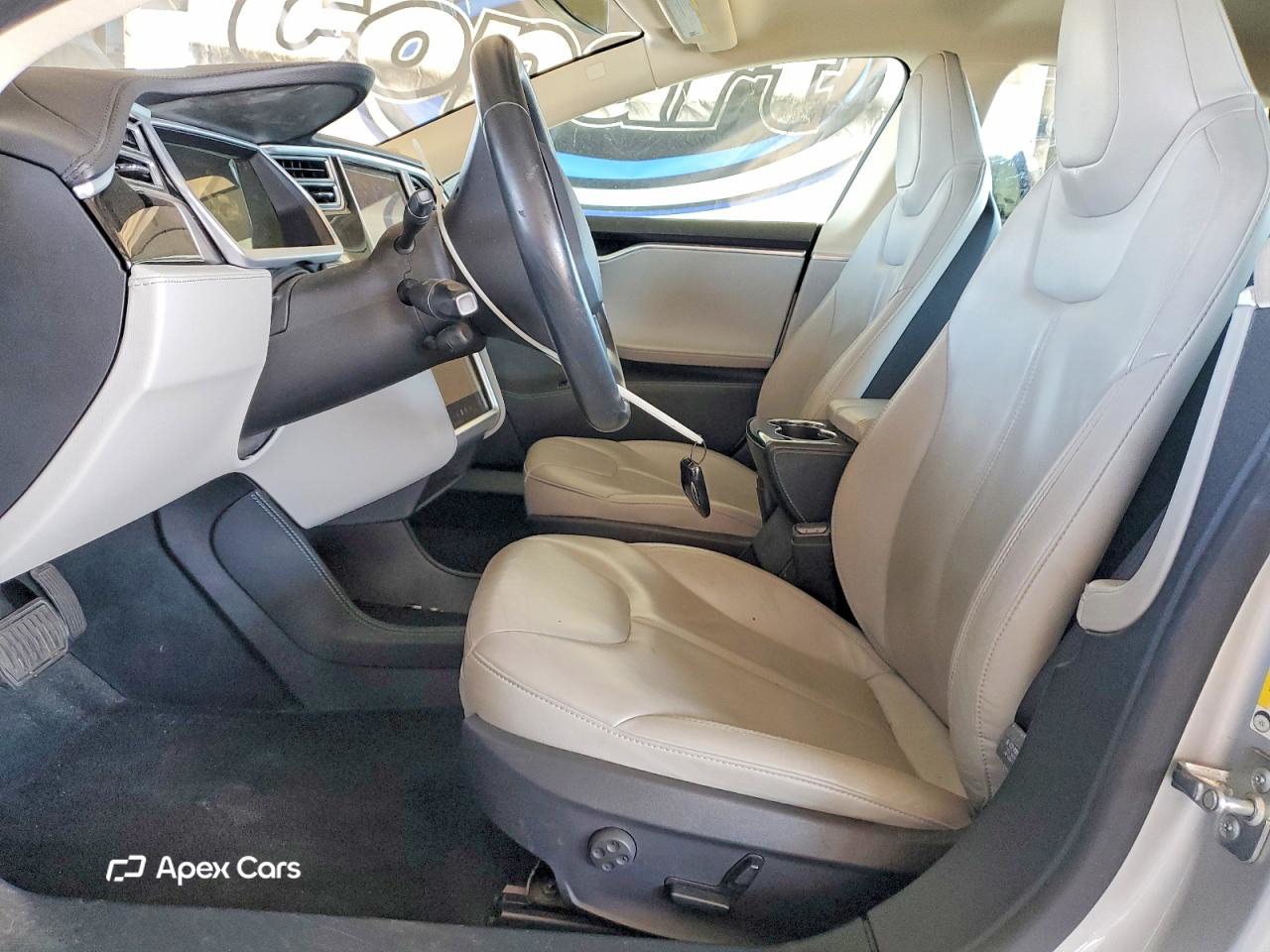 Tesla Model S 2013