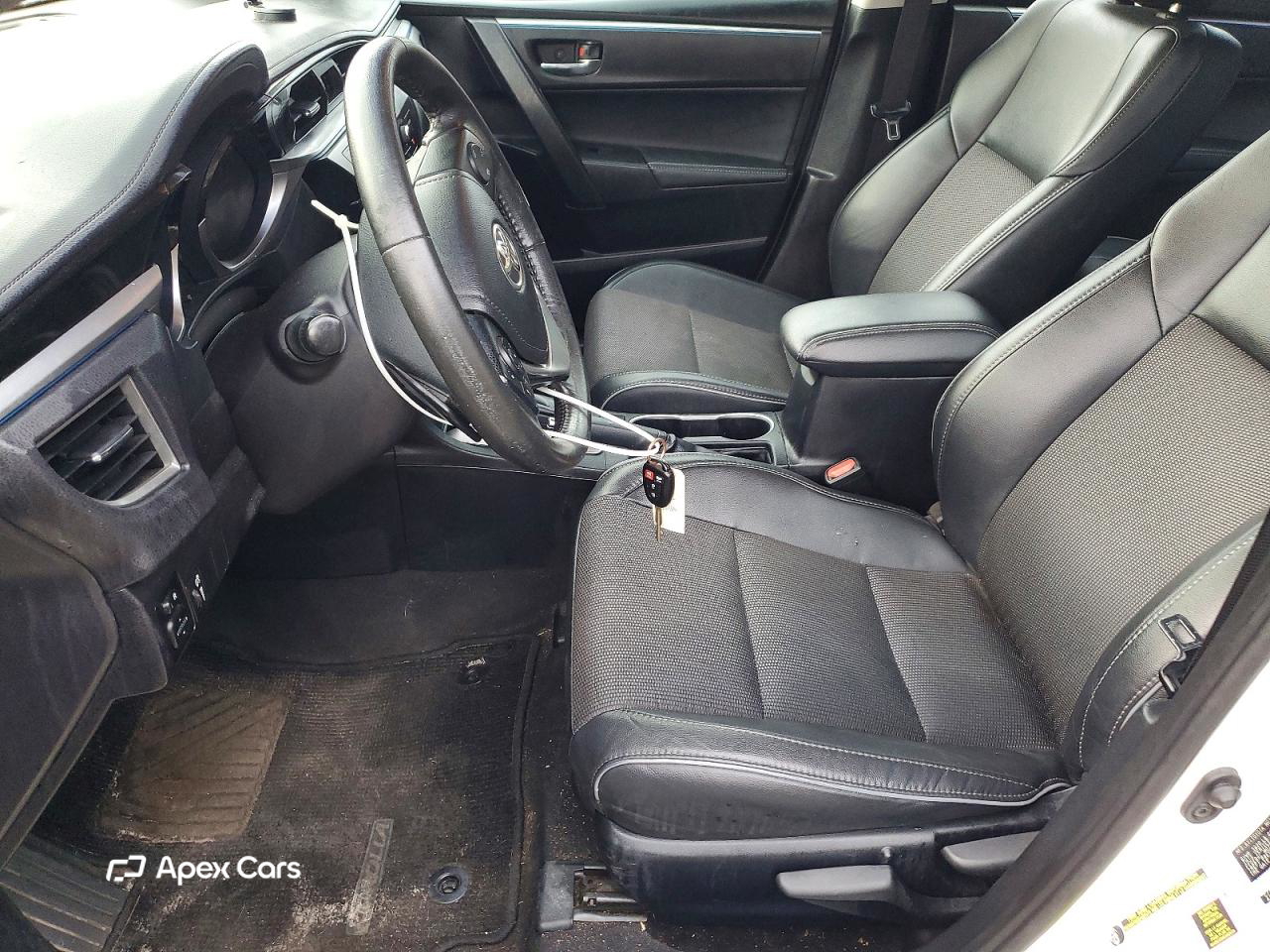 Toyota Corolla 2015