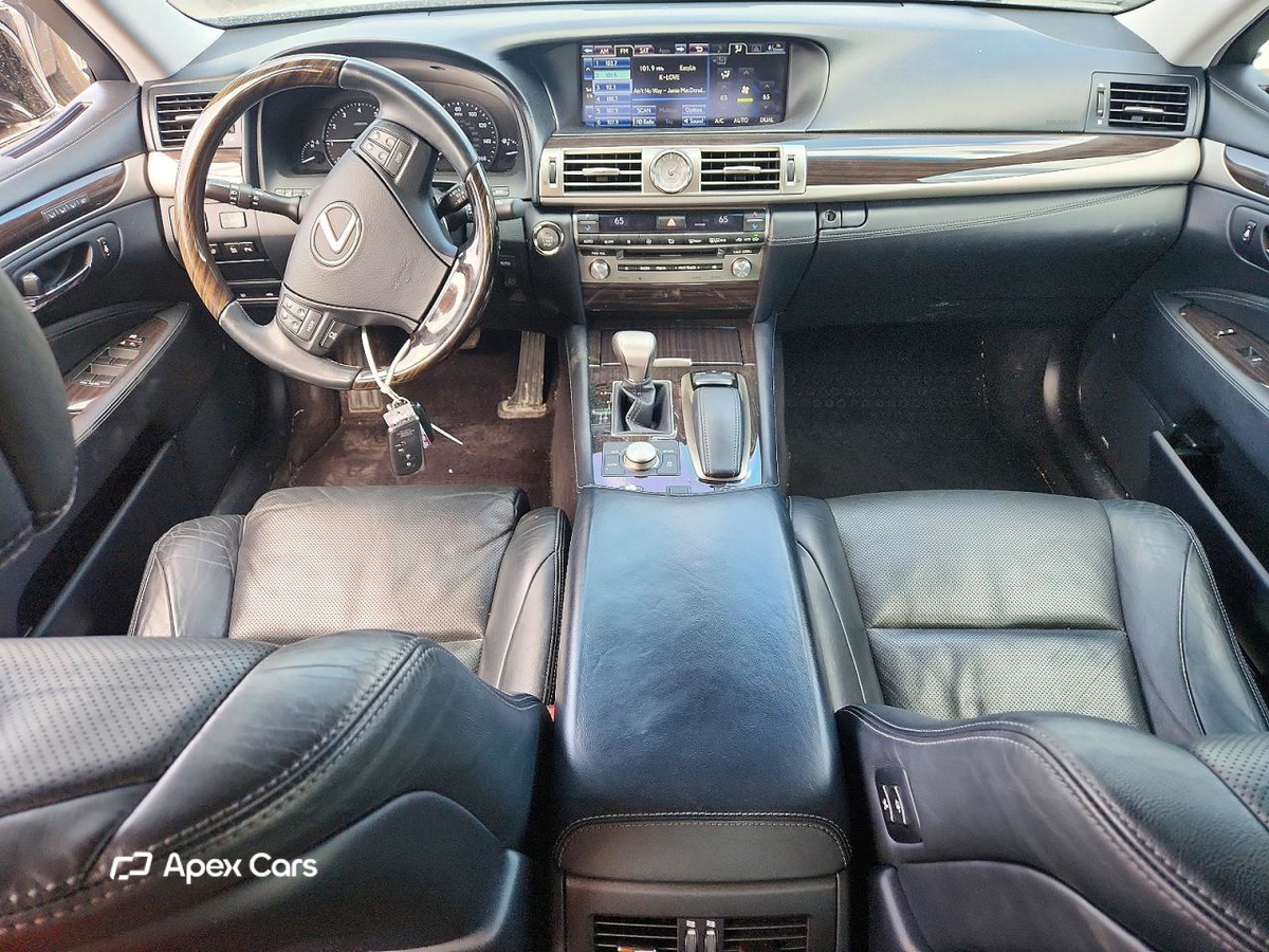 Lexus LS 2013