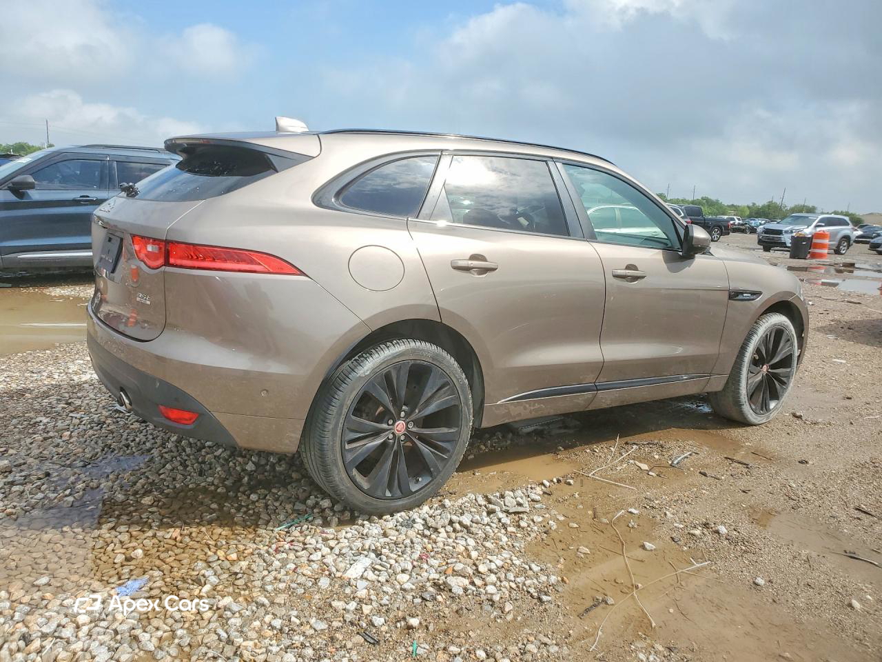 Jaguar F-Pace 2017