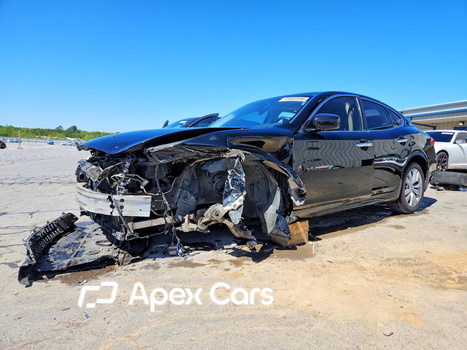 Infiniti M 2011 - Image 1 of 12