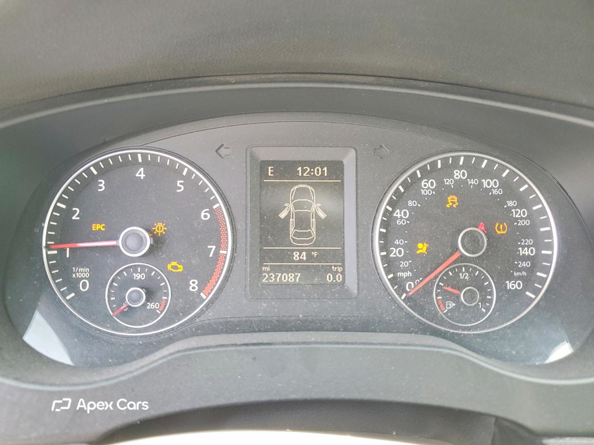Volkswagen Jetta 2013