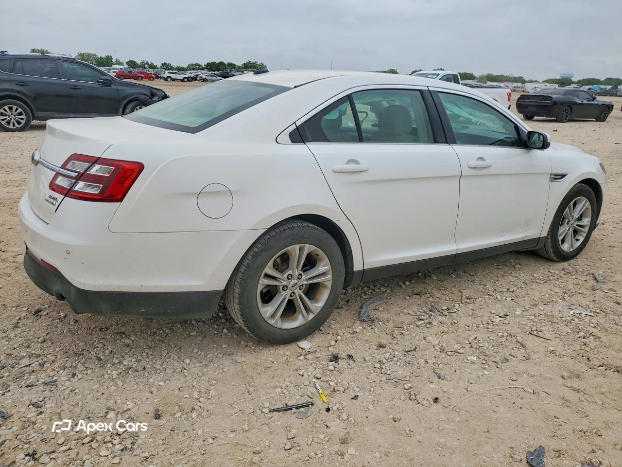 Ford Taurus 2015