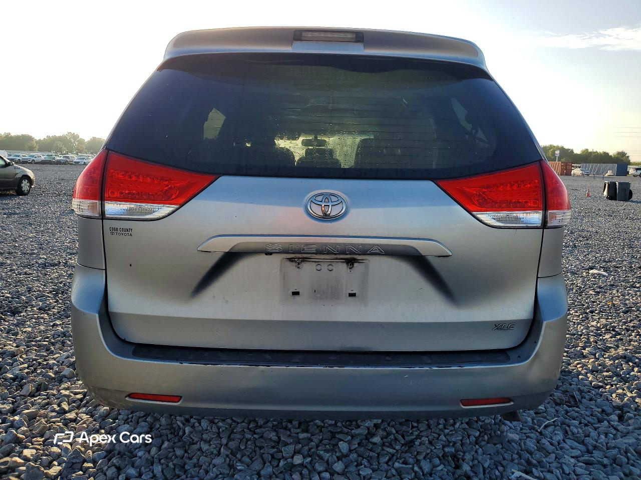Toyota Sienna 2011