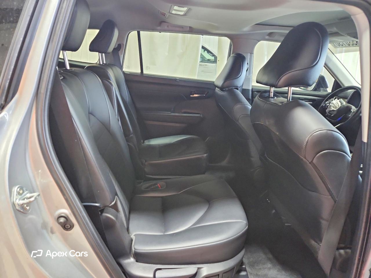 Toyota Highlander 2021