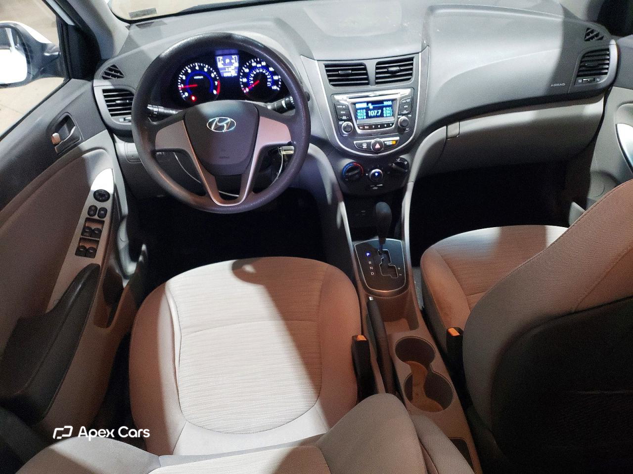 Hyundai Accent 2015