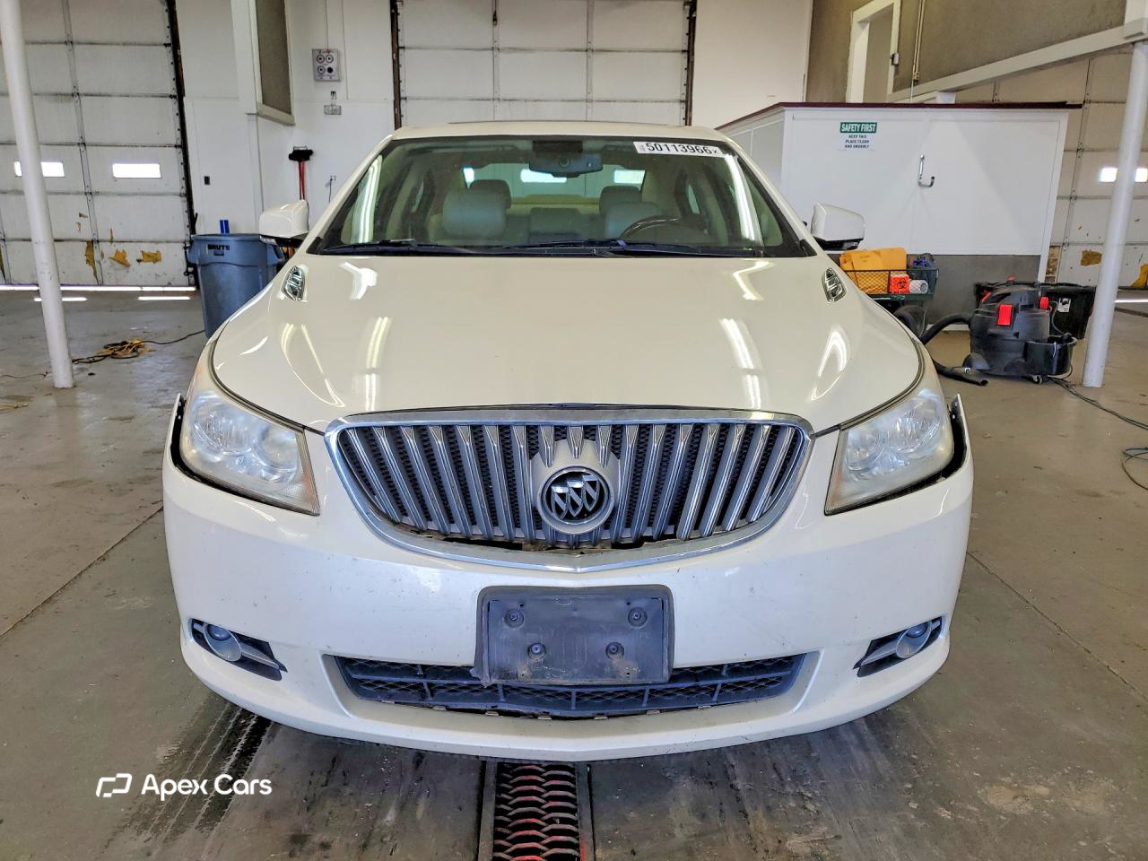 Buick LaCrosse 2011