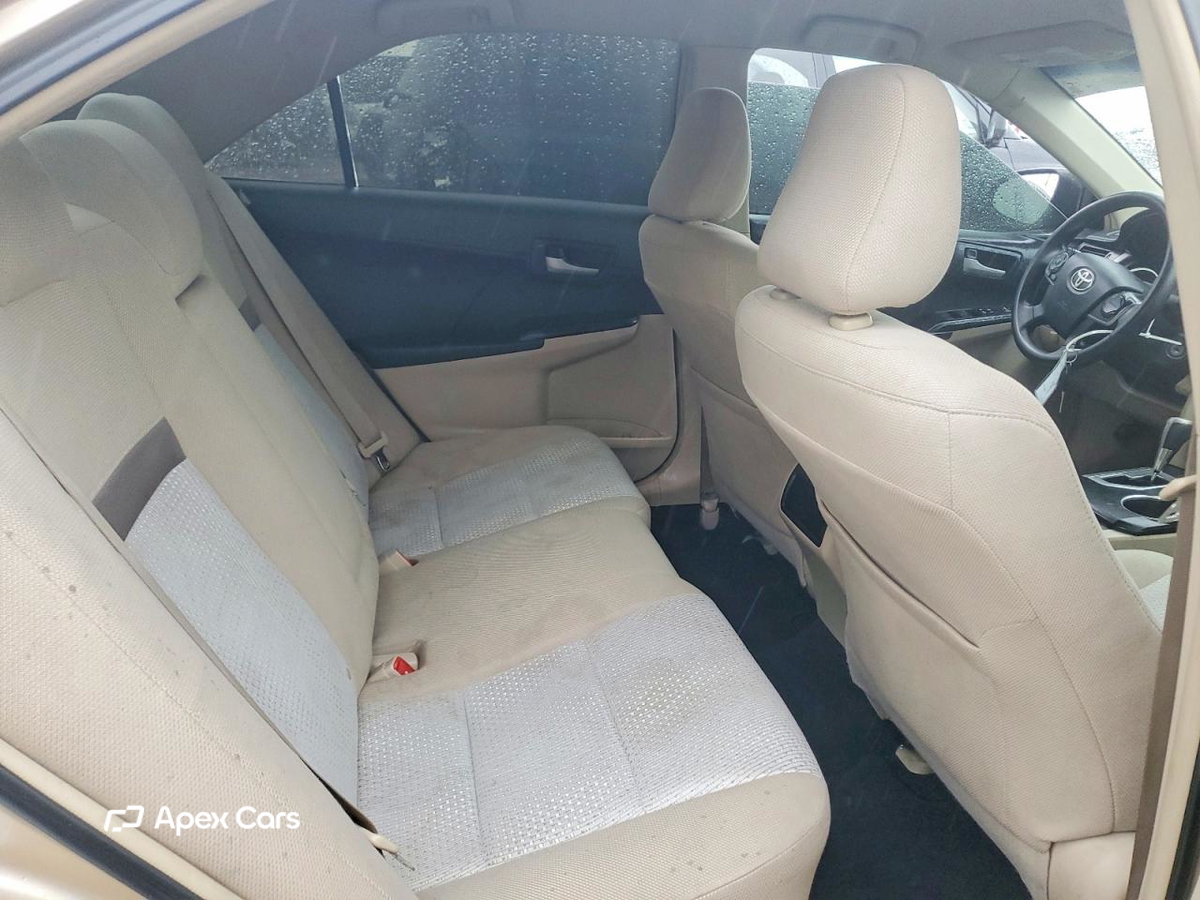 Toyota Camry 2012