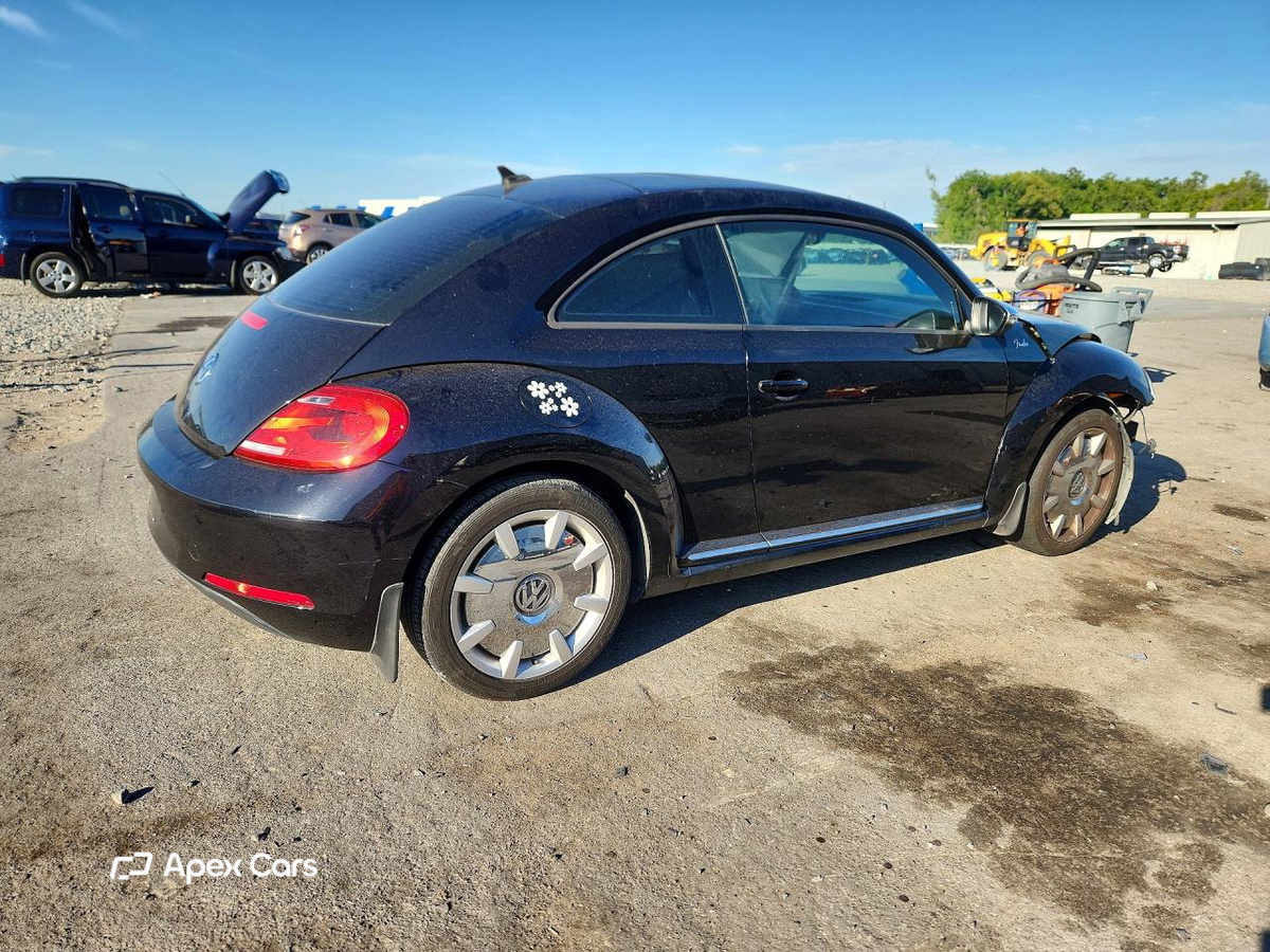 Volkswagen Beetle 2013