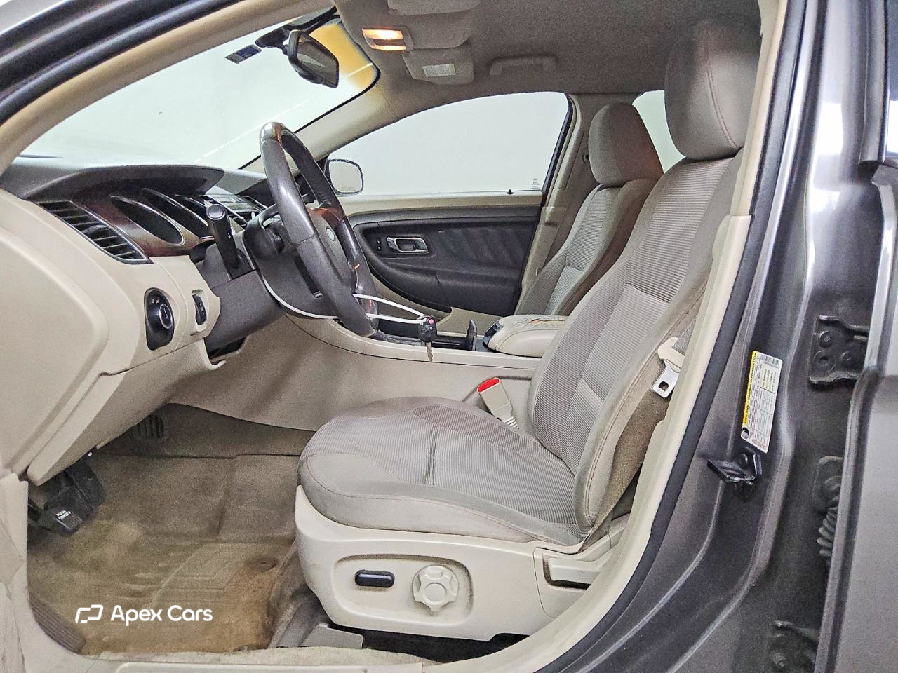 Ford Taurus 2011