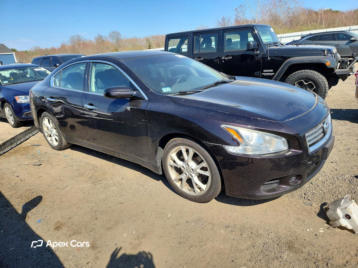 Nissan Maxima 2014