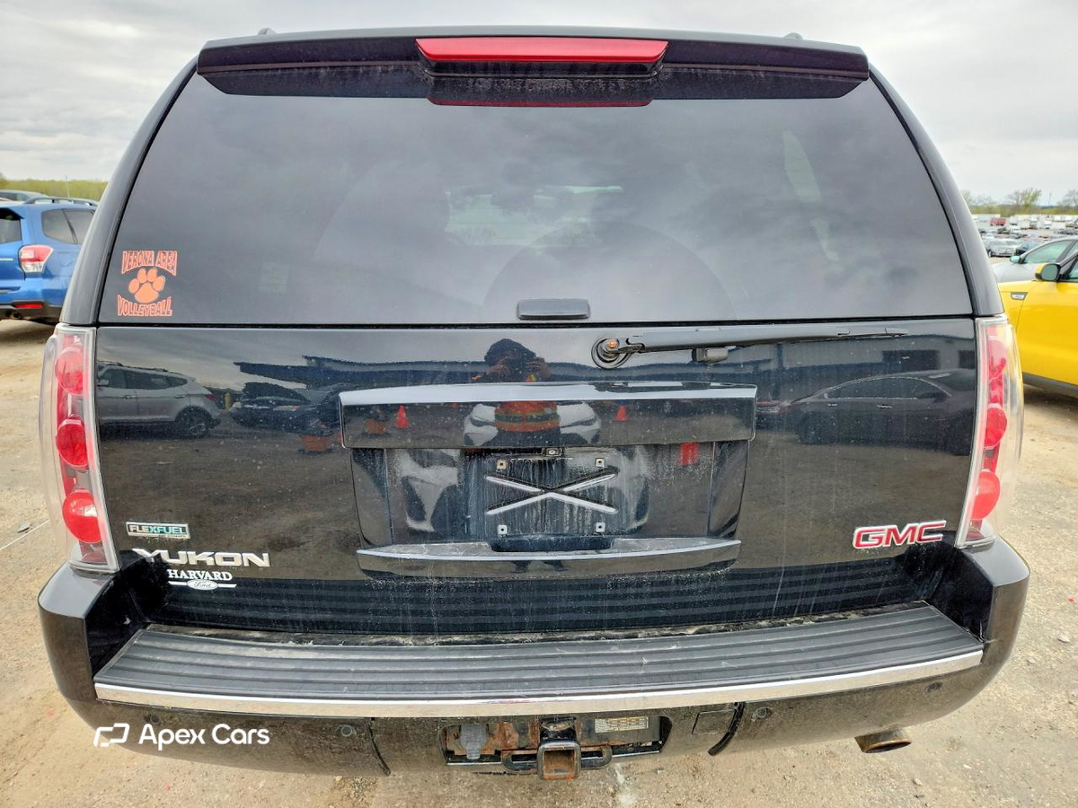 GMC Yukon 2011
