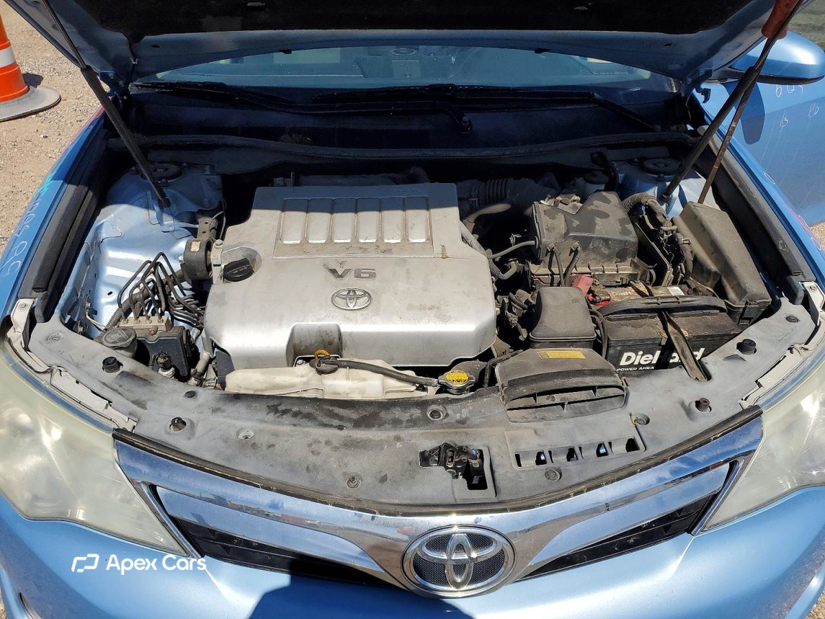 Toyota Camry 2012