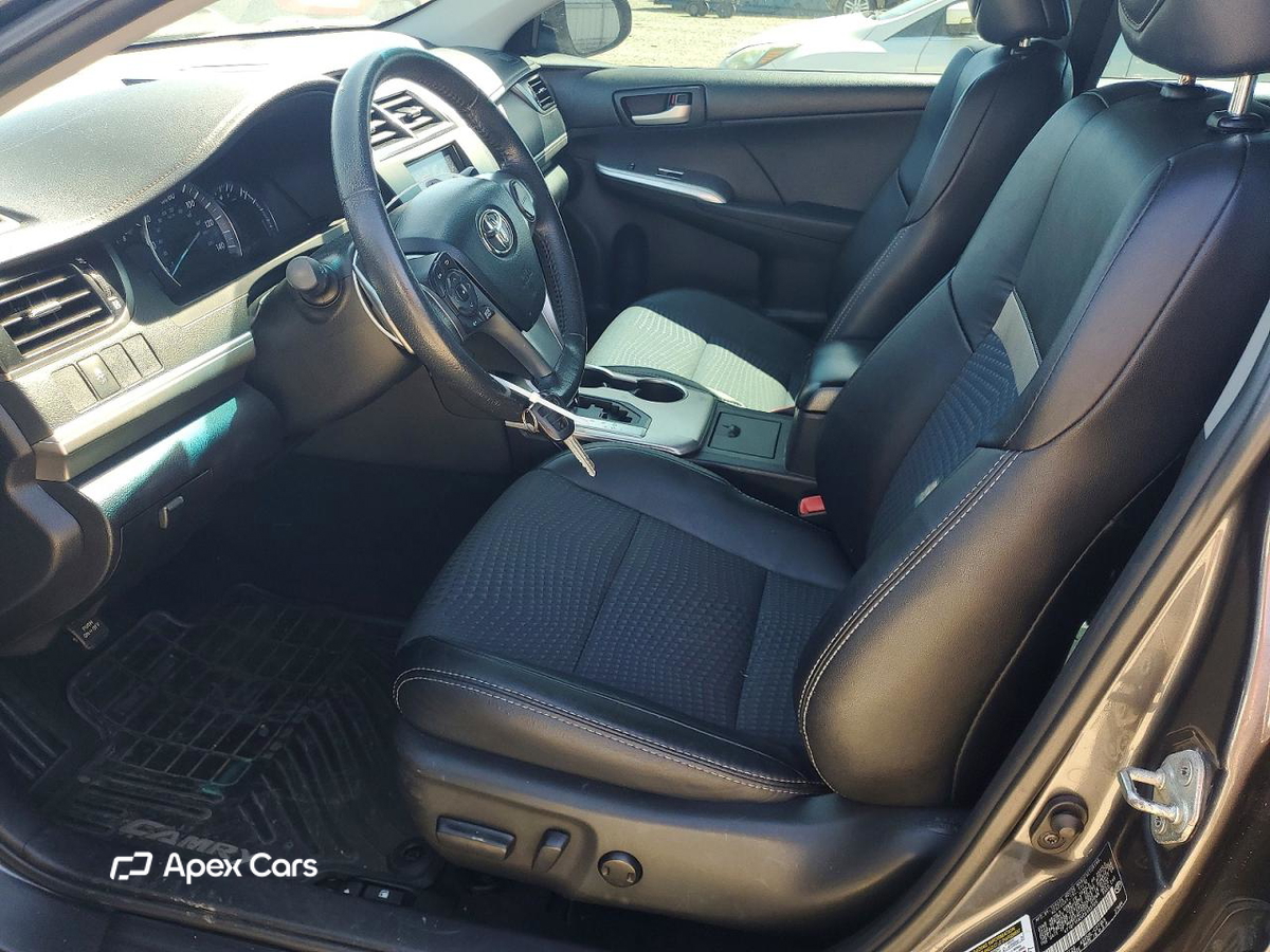 Toyota Camry 2012