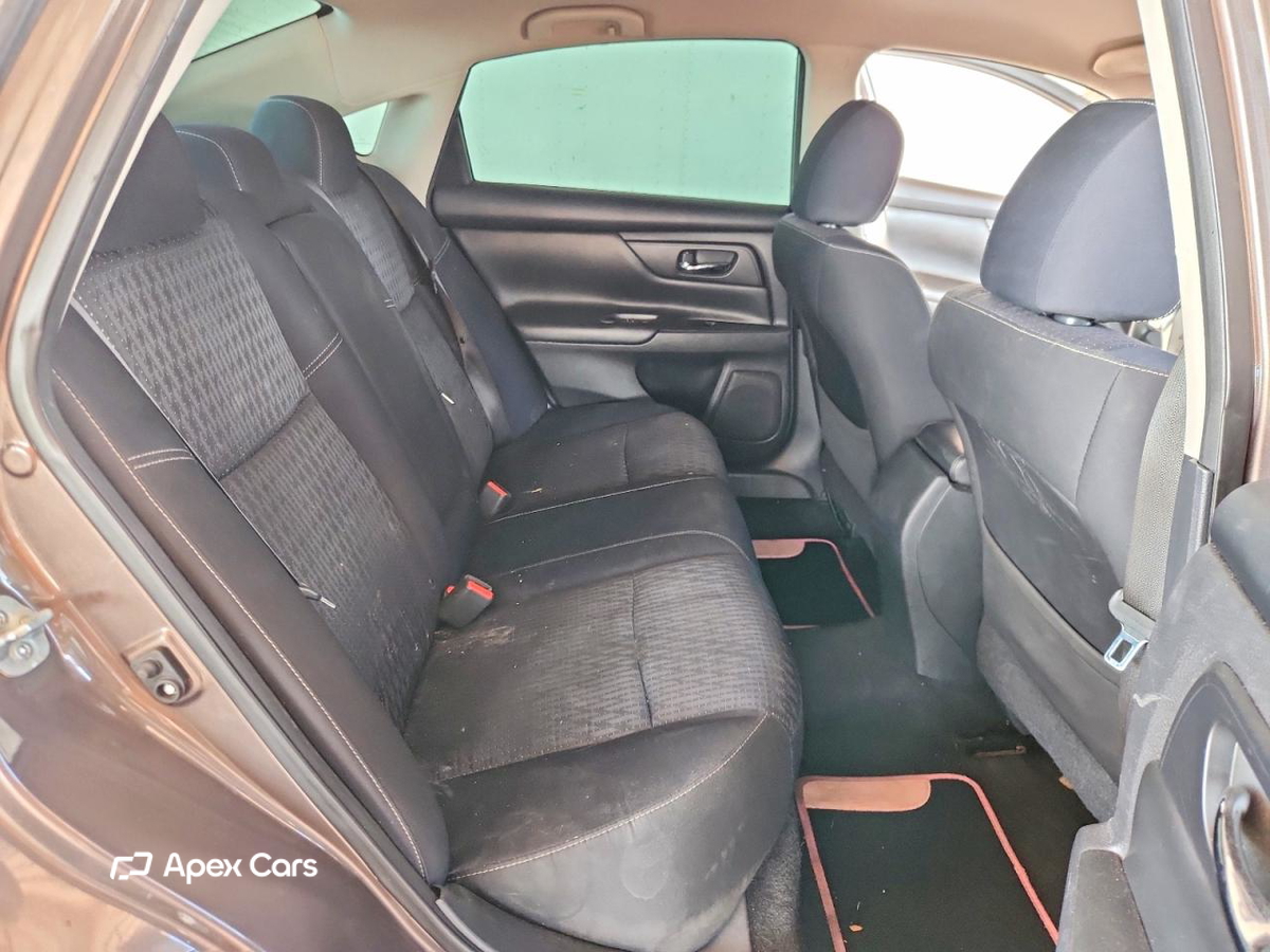 Nissan Altima 2016