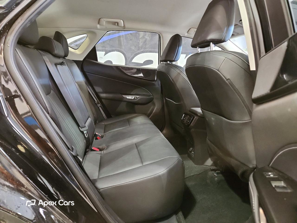 Lexus NX 2022