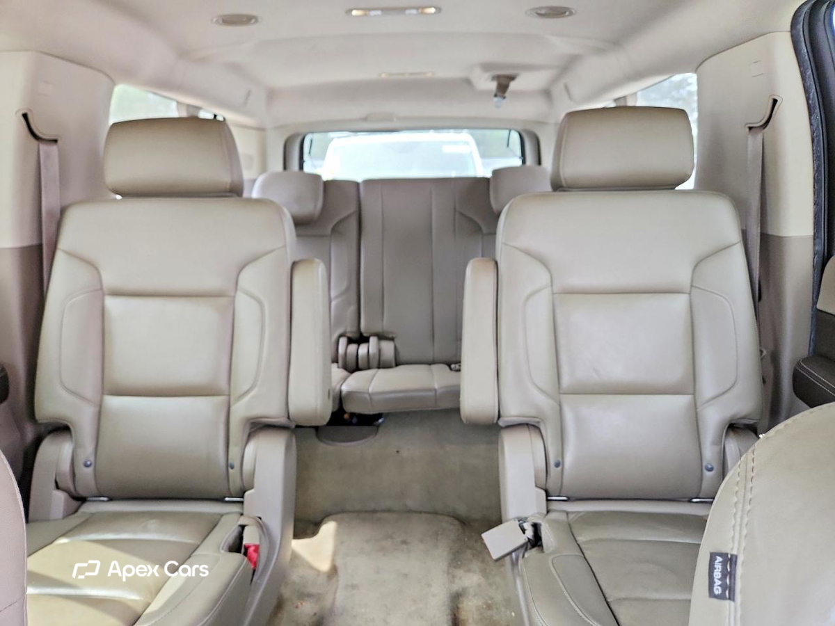 Chevrolet Suburban 2015