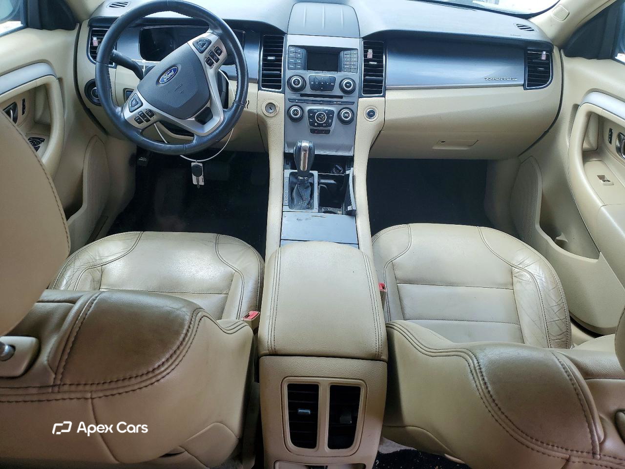 Ford Taurus 2016