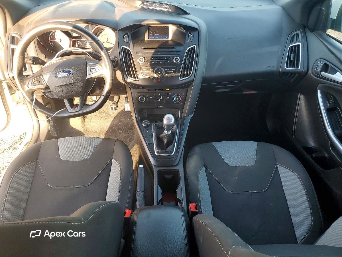 Ford Focus 2015