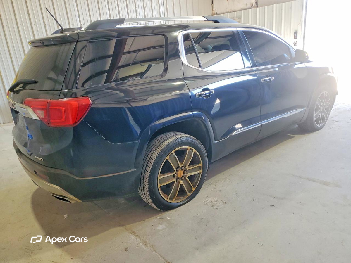 GMC Acadia 2017