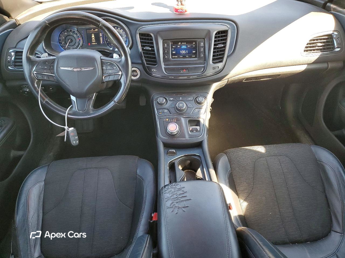 Chrysler 200 2015