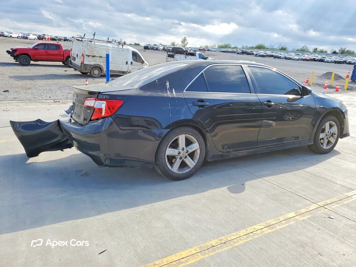Toyota Camry 2012