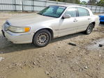 Lincoln Town Car 2000