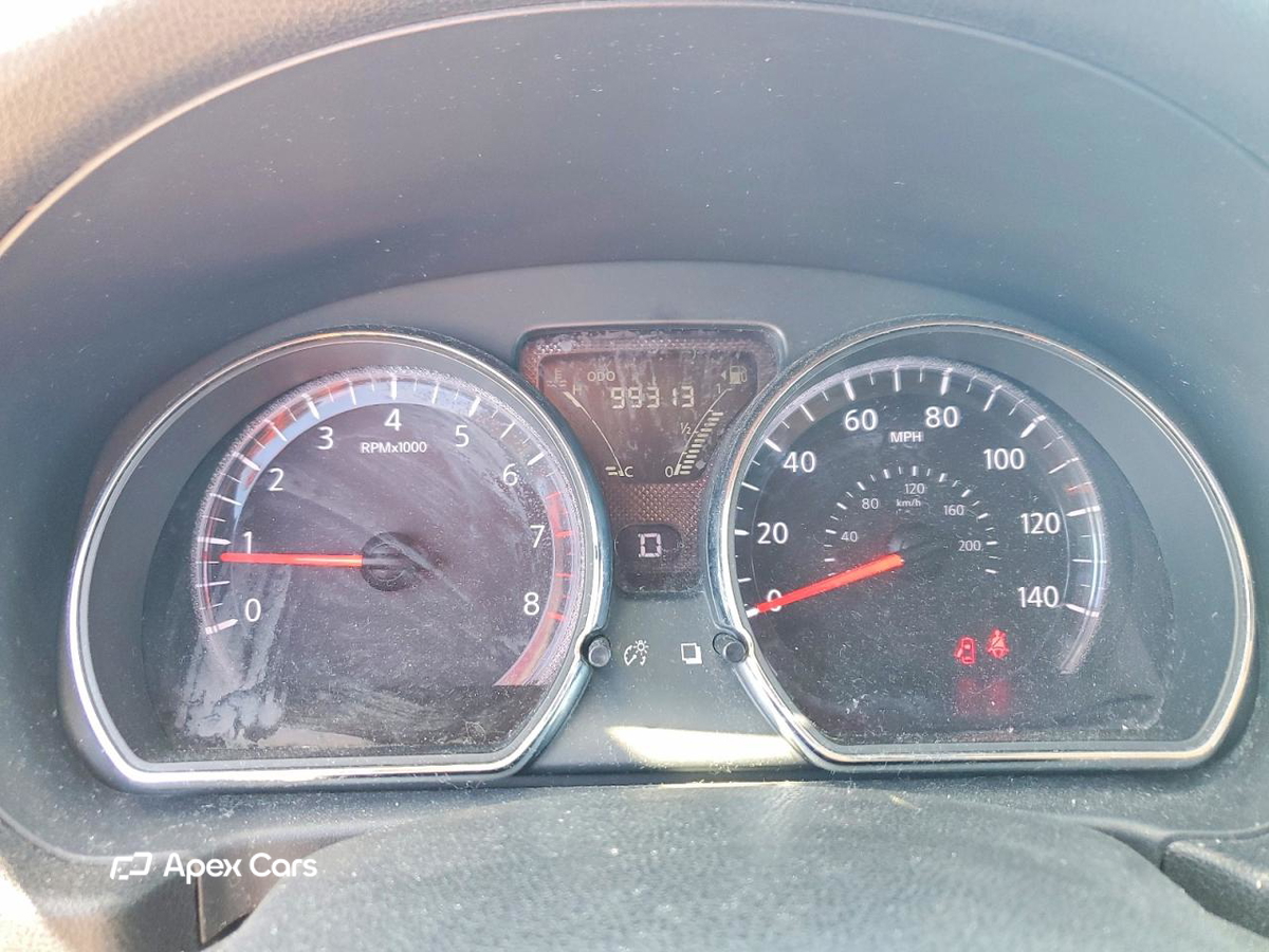Nissan Versa 2015