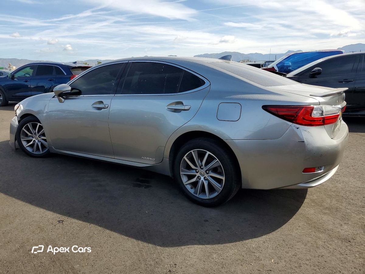Lexus ES 2016