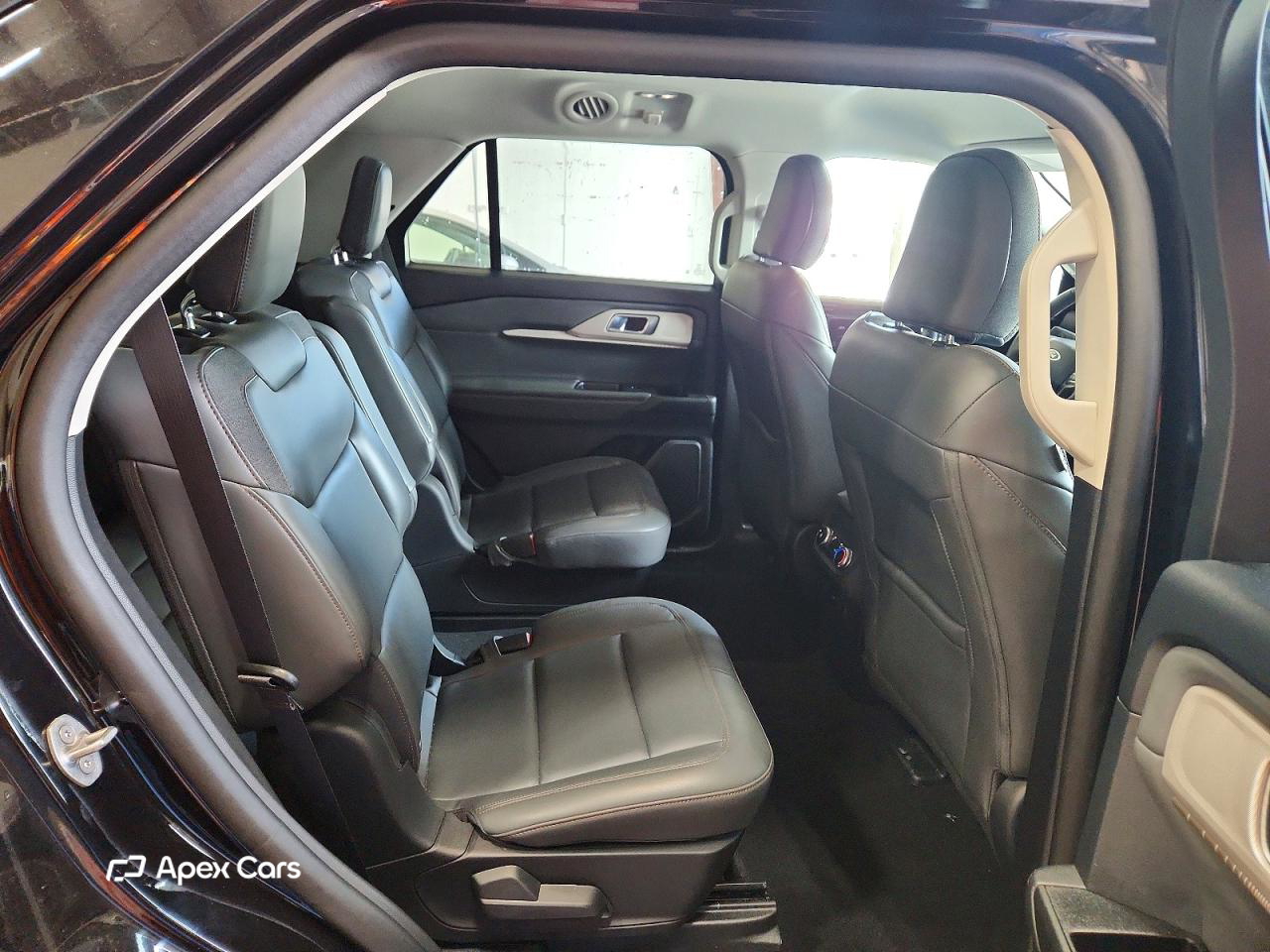 Ford Explorer 2025