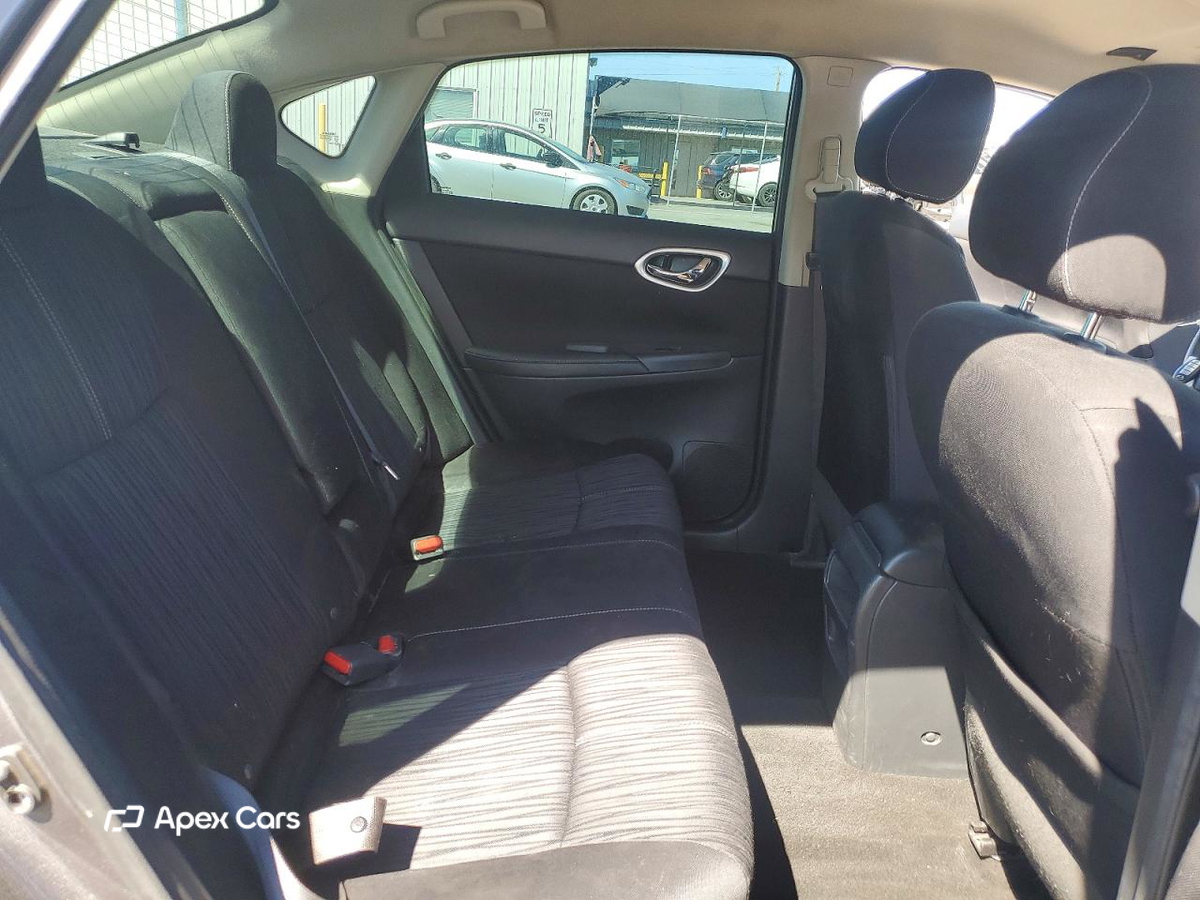 Nissan Sentra 2016
