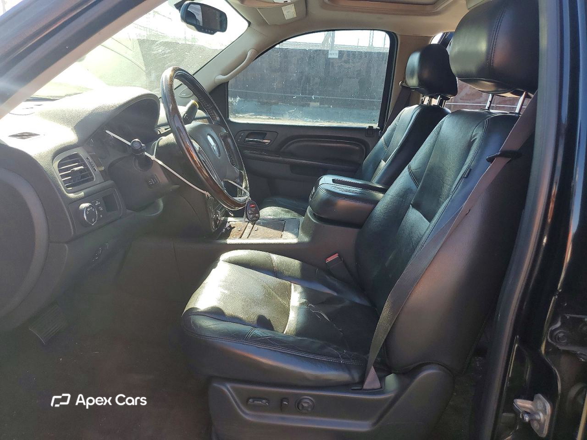 GMC Yukon 2011