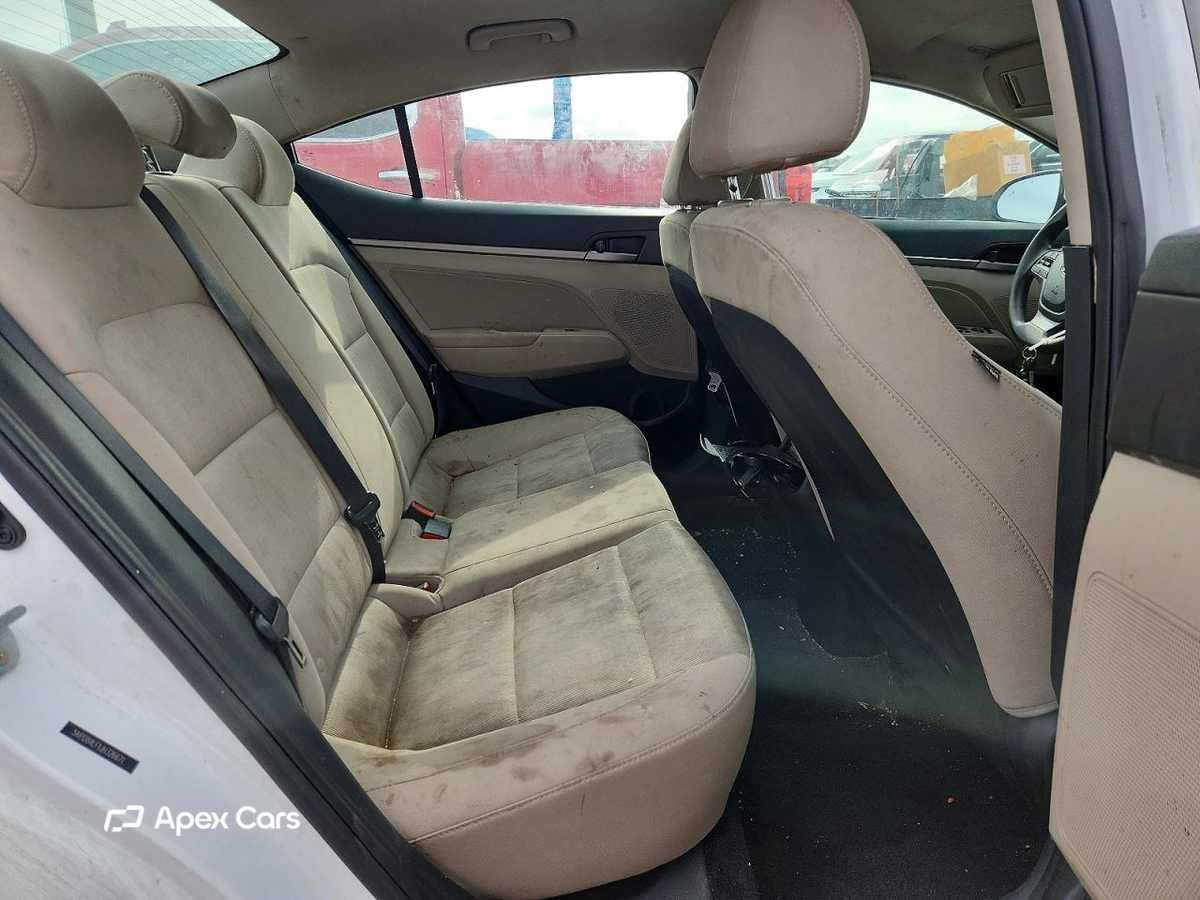 Hyundai Elantra 2018