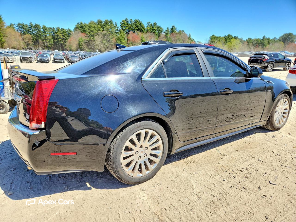 Cadillac CTS 2011