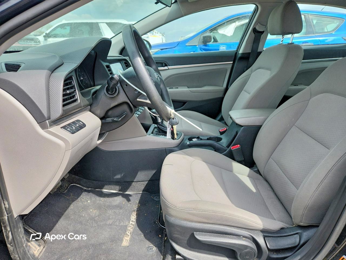 Hyundai Elantra 2020