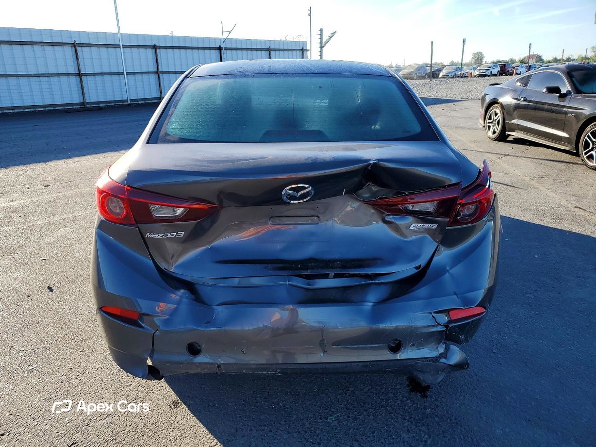 Mazda 3 2018